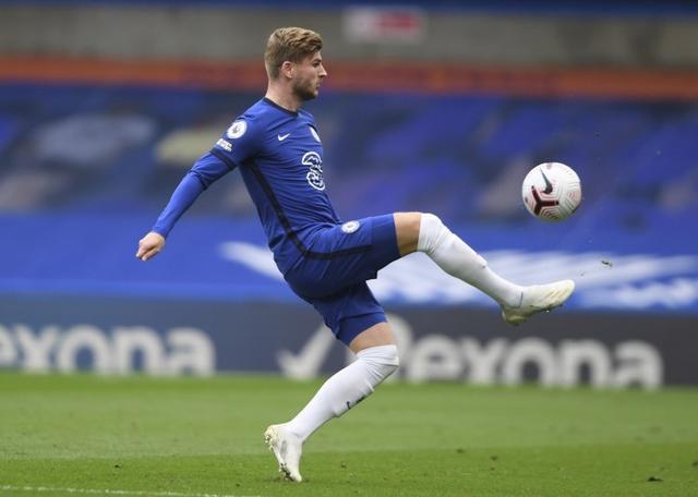 英超焦点赛事回顾 关键进球与战术变化分析