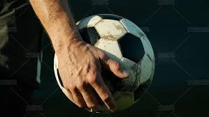 卫报：西汉姆给安热尔-戈梅斯开10万镑周薪，巴萨也对他有意