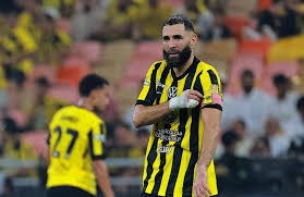 佩杜拉：帕拉迪诺渴望重返意甲，但佛罗伦萨并没有考虑他